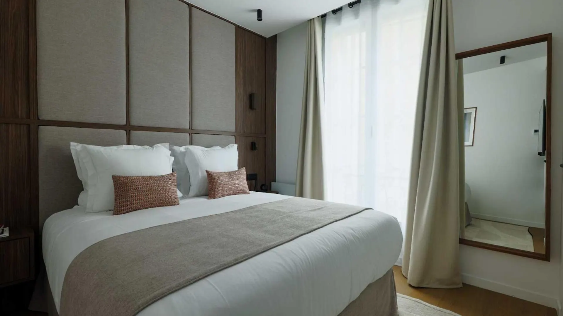 Elegant Apartment - 3Br-8P- Le Marais パリ 0*,  フランス