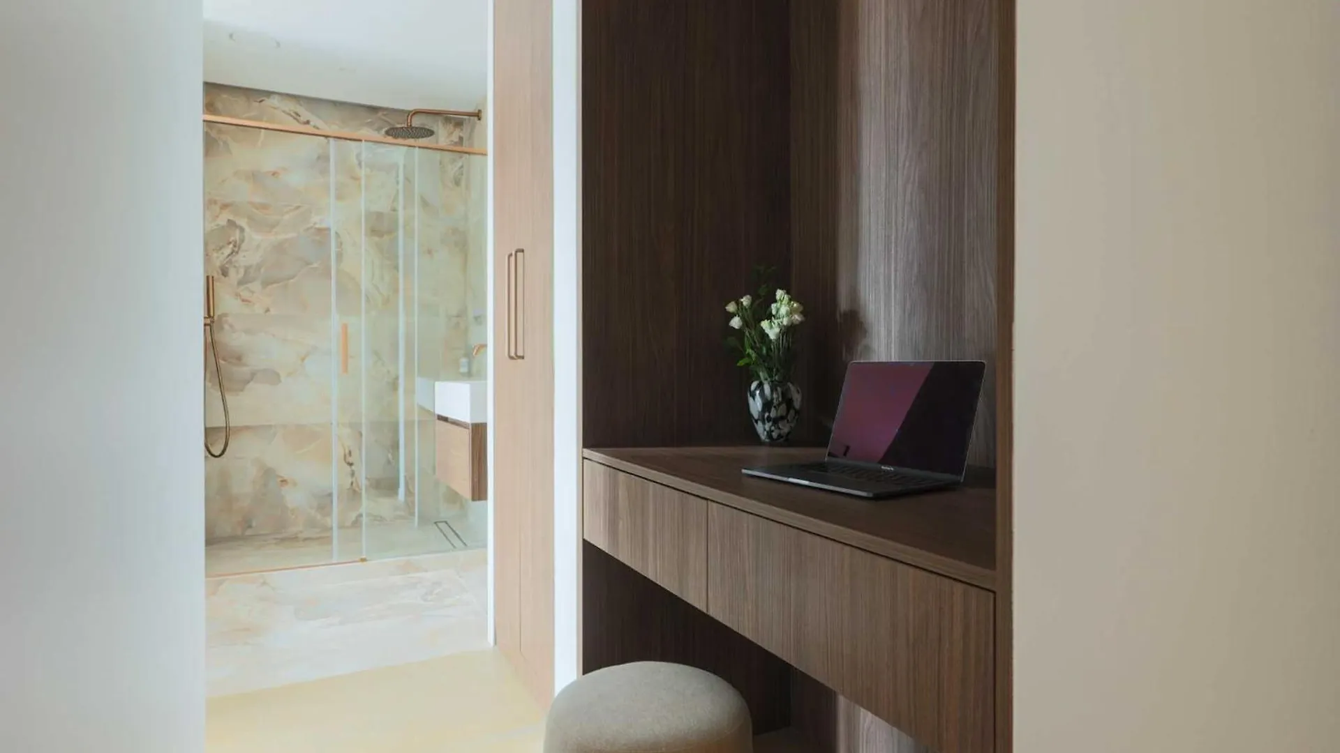 Elegant Apartment - 3Br-8P- Le Marais Paris France